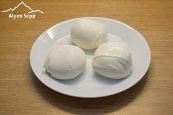Mozzarella in Salzlake